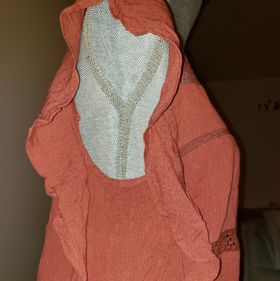 American Eagle sleeveless Top - Picture 3 of 4